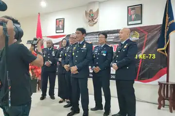  Pria Wibawa, KaKakanwil Kemenkumham Kalbar, saat bersama Awak Media pada kegiatan puncak peringatan Hari Bhakti Imigrasi ke-73 Tahun 2023 di Kantor Imigrasi Kelas I TPI Pontianak, Kamis (26/01) 