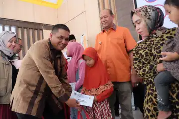 HPN 2023, Bulog dan PWI Salurkan 5.000 Kg Beras Melalui Program Bulog Peduli 