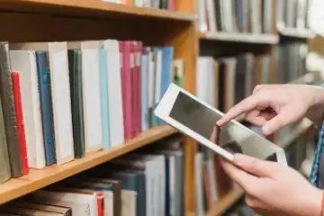Illustrasi Konsep Ruang dan Waktu Dalam Sejarah