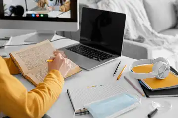 Contoh soal ujian sekolah PKN kelas 12.