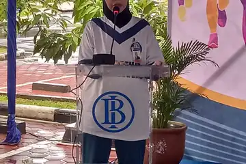 Kepala Perwakilan Bank Indonesia Provinsi Kalimantan Barat, N. A. Anggini Sari, ketika memberikan kata sambutan di Acara Jalan Sehat Jalan Sehat FORKOPIMDA dan BPMD&rdquo;, Jumat (10/3/2023). 