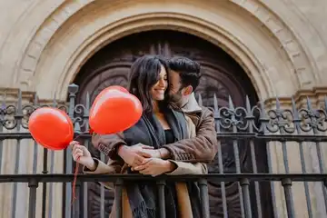Illustrasi 10 Ucapan Anniversary 2 Tahun Untuk Pacar Paling Romantis