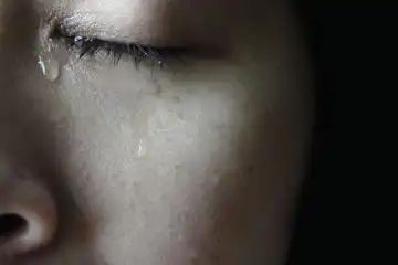 Ternyata Ini Arti Mimpi Bertemu Ayah dan Ibu yang Sudah Meninggal