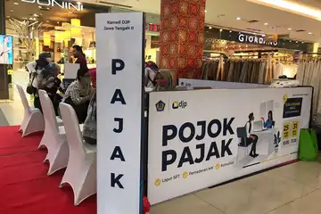 Layanan pojok pajak di solo paragon mall 