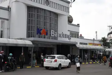 Pintu Selatan Stasiun Bandung