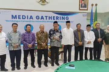 perguruan tinggi negeri berbadan hukum (PTN-BH)