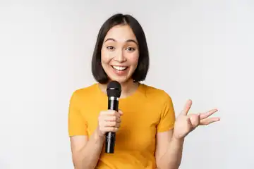 Ilustrasi contoh mukadimah MC untuk berbagai acara.