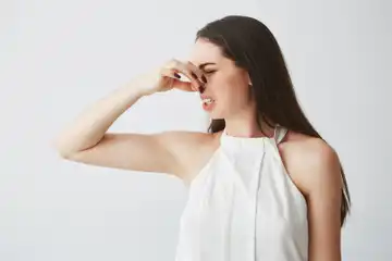 Kurang Percaya Diri Karena Bau Badan? Yuk Simak Tipsnya!  &nbsp;