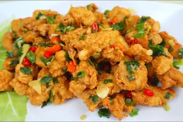 Illustrasi Chiken Crispy Cabe Garam