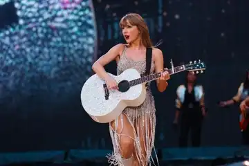 Kenapa Taylor Swift Membuat Taylor's Version?