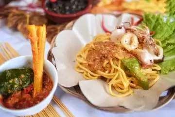 ilustrasi 10 Rekomendasi Makanan Khas Sumatera Utara yang Unik dan Enak
