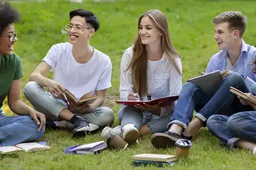 10 Contoh Dialog Agreement dan Disagreement 2 Orang dalam Bahasa Inggris.