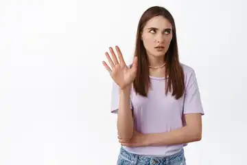 Ilustrasi Kata-kata Sindiran Menohok Buat Orang yang Suka Ngurusin Hidup Orang Lain
