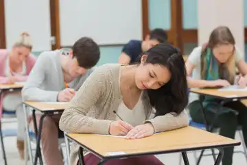 Contoh soal uts pts bahasa Inggris kelas 12 semester 1 beserta jawabannya.
