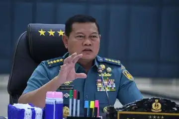 Arti kata piting yang diucapkan  Panglima Tentara Nasional Indonesia (TNI) Laksamana Yudo Margono kepada prajurit untuk menghadapi pendemo di pulau Rempang, Batam, Kepulauan Riau.  
