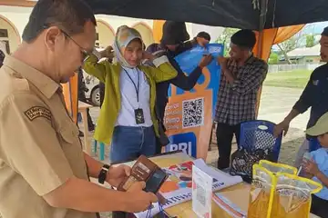 Dalam upaya memberikan kemudahan bertransaksi kepada nasabah, BRI Cabang Soa Sio terus mengedukasi masyarakat akan pemanfaatan layanan digital berupa layanan Brimo.