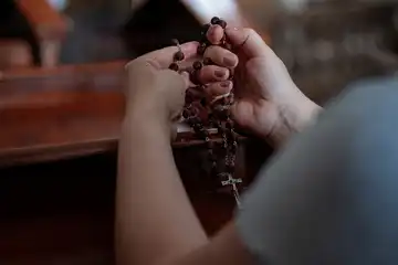 Ilustrasi doa Rosario