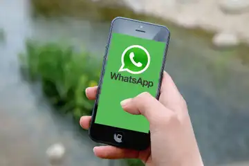 ilustrasi whatsapp, Cara Izin Sakit ke Guru lewat WA dengan Sopan