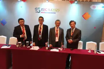 Konperensi Pers ISCAM 2023 dihadiri dr. Abdul Hakim Alkatiri,SpJP(K) Ketua panitia 15th ISICAM 2023, dr. Achmad Fauzi Yahya, SpJP(K) Ketua PIKI (Pokja Intervensi Kardiovaskular Indonesia), dr.Sodiqur Rifqi, SpJP(K) Ketua komite ilmiah 15th ISICAM 2023, dr. A. Sunarya Soerianata, SpJP(K) Board of Trustees di Sangri-la Hotel Jakarta, Jumat (17/11/23)