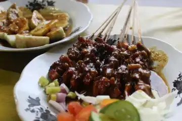 Ilustrasi Sate Kelinci