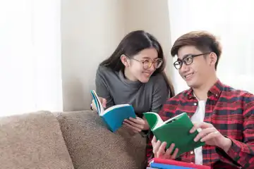Illustrasi Hubungan Langgeng