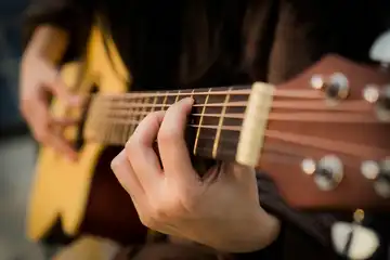 Ilustrasi lirik lagu
