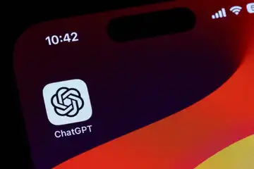 Cara ikut challenge 'ChatGPT roast my Instagram feed' dan contoh promptnya