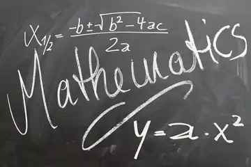 Ilustrasi soal Matematika kelas 7 semester 1 dan jawabannya.