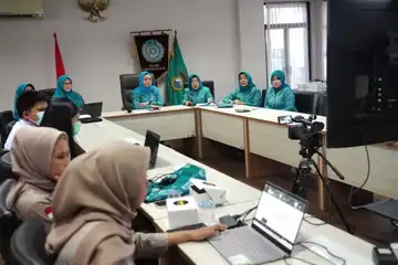 Webinar &quot;Tepak Songket&quot; yang diadakan di Sekretariat TP PKK Sumsel, pada Rabu (16/10/2024), dengan mengangkat tema &ldquo;Mengenal MPOX: Gejala, Penularan, Komplikasi, dan Perbedaan dengan Cacar Lainnya.&rdquo;