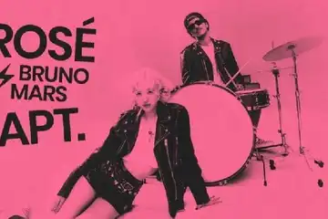 Lirik Lagu 'APT' &ndash; Rose BLACKPINK &amp; Bruno Mars, dengan Terjemahannya