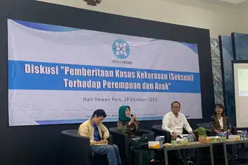 Komisioner Komnas Perempuan, Maria Ulfa Anshor dalam forum Diskusi di Dewan Pers