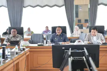 suasana rapat Badan Anggaran DPRD Kalsel bersama Tim Anggaran Pemerintah Daerah (TPID) Kalsel