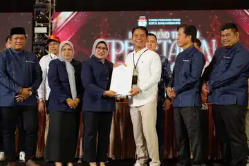 penetapan HM Yamin dan Hj Ananda sebagai Wali Kota dan Wakil Wali Kota Banjarmasin hasil Pilkada Serentak 2024