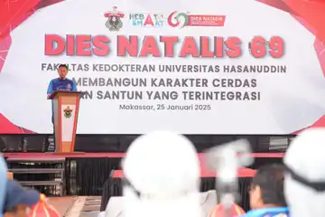  Penjabat Gubernur Sulawesi Selatan (Sulsel), Prof Fadjry Djufry