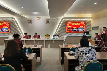 Rapat Koordinasi Lintas Sektoral persiapan Festival Cap Go Meh 2576 Kongzili di Ruang Rapat Kantor Wali Kota Pontianak.(Prokopim)