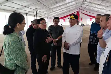 Peninjauan Kesiapan Acara puncak Hari Pers Nasional (HPN) tahun 2025 di depan kantor Gubernur Kalsel 