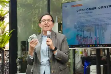 VP Public Relations KAI Anne Purba saat temu media di Bandung, Jumat (7/2/2025) / Gun