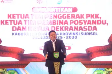  Ketua Tim Penggerak PKK (TP PKK) Provinsi Sumatera Selatan, Feby Deru, melantik secara serentak 16 Ketua TP PKK.
