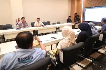 Sekda Makassar Irwan Adnan Pimpin Rapat Tim Anggaran Pemerintah Daerah (TAPD)  bahas pemberian THR &amp;  gaji ke-13 ASN