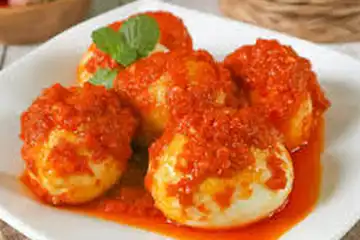 Illustrasi Telur Bulat Balado