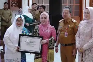 peringatan Hari Kartini ke-147 sekaligus Halal Bihalal Bersama Organisasi Wanita yang berlangsung di Gedung Mahligai Pancasila