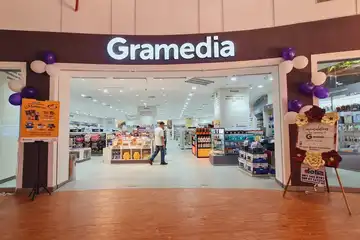 Gramedia di Nipah Park Makassar tampil lebih segar dan modern 