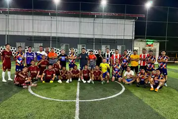 Bertempat di Lapangan Agrindo Station Sport Limboto Gorontalo digelar olah raga bersama berupa Fun Mini Soccer antara BRI BO Limboto Vs BRI BO Marisa.