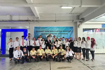 Dalam rangka memperingati Hari Kebangkitan Nasional ke-117 dengan mengusung tema Bangkit Bersama Wujudkan Indonesia Kuat, Bank Rakyat Indonesia Branch Office Morowali menggelar upacara di halaman kantor BRI Branch Office Morowali, Sulawesi Tengah.