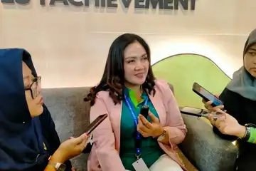 Ririn S Wulandari - Business Development Mash Moshem Indonesia saat memberikan keterangan dengan sejumlah wartawati Balikpapan di arena IFBC Balikpapan, BSCC DOME, Jumat 20 Juni 2025