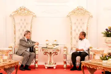 Gubernur Sulawesi Selatan, Andi Sudirman Sulaiman, menerima kunjungan kehormatan Duta Besar Palestina untuk Indonesia, H.E. Dr. Zuhair S.M. Al-Shun, di Rumah Jabatan Gubernur Sulsel pada Selasa (24/6)