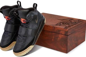 Sneakers Nike Air Yeezy Milik Kanye Berhasil Pecahkan Rekor Jadi Sepatu Termahal