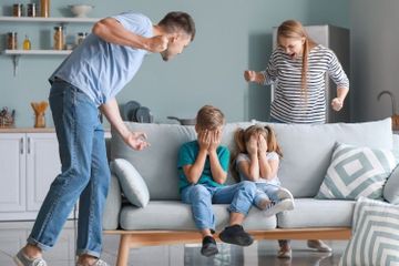 Bukan Jadi Penurut, Ini 5 Dampak Buruk Akibat Anak Sering Dipukul ...
