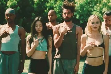 Lirik dan Terjemahan Lagu One of the Girls – The Weeknd, Jennie ...