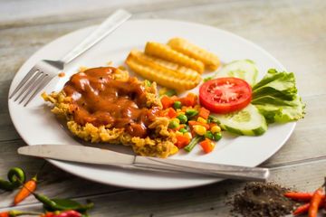 Ide Untuk Makan Malam Istimewa Berikut Resep Steak Ayam Goreng